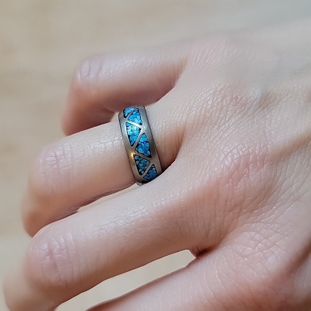 Vintage Native American Turquoise Chip Inlay Sterling Silver Ring size 5
